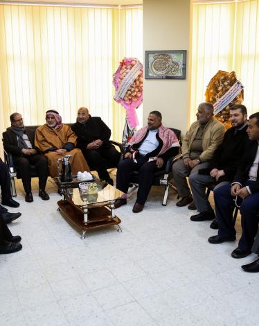 حماس تزور عددًا من بلديات خانيونس ومكافحة المخدرات