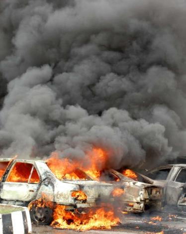 بغداد: مقتل 3 أشخاص وإصابات بانفجارين