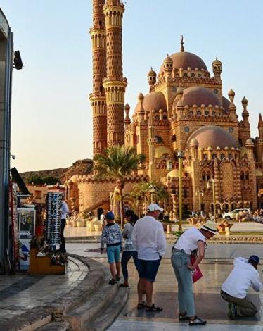 وزير الأوقاف المصري يعلن موعد فتح المساجد