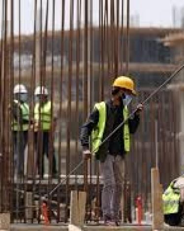 الفيديو الذي تسبب بأزمة العمالة المصرية في الكويت