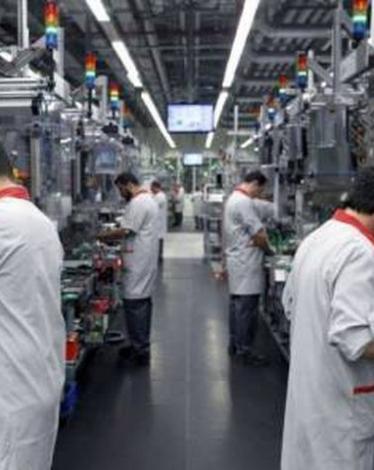 تراجع حاد في كميات الإنتاج الصناعي خلال نيسان