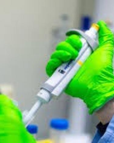 شركتان إماراتية وإسرائيلية تبرمان اتفاقا للتعاون في أبحاث فيروس كورونا