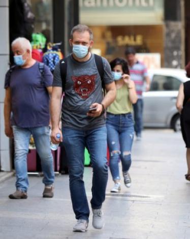 لبنان يسجل رقماً قياسياً للإصابات بفيروس كورونا