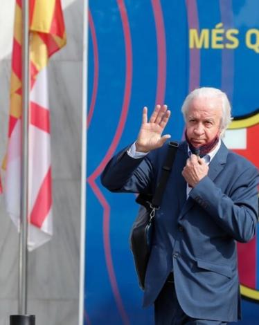 برشلونة يُعلن عن رئيسه المؤقت ومجلس الإدارة