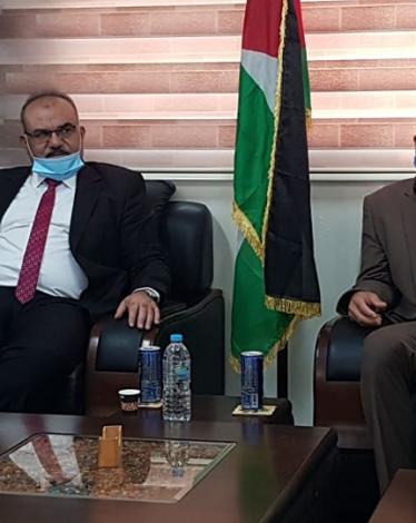 "الأشغال" تلتقي هيئة الشباب والثقافة وتؤكد على خدمة كافة أفراد المجتمع