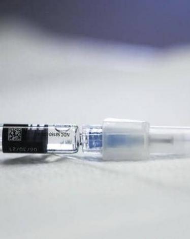 لقاحات كورونا.. هل تنهي الأزمة التي طالت؟