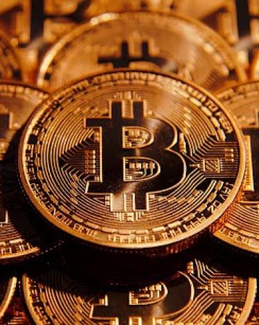 "البتكوين" تحقق ارتفاعا قياسيا تاريخيا في قيمتها