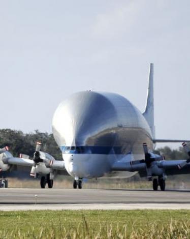 فاطمة إبراهيمي.. عالمة "طهت" صاروخا فائقا يضع الإنسان في المريخ