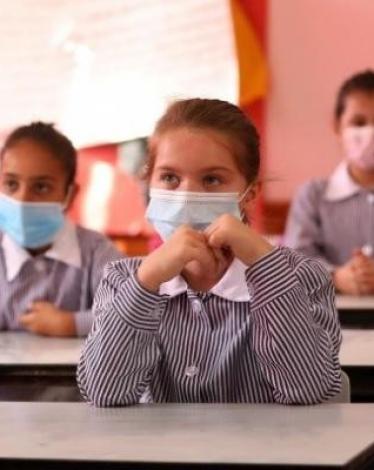 تعليق الدوام بشكلٍ جزئي غداً الثلاثاء في مدارس "الأونروا" بغزّة