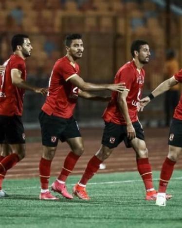 الأهلي يهزم الزمالك