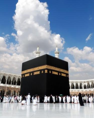 السعودية تدرس منع الوافدين الأجانب من الحج للعام الثاني على التوالي