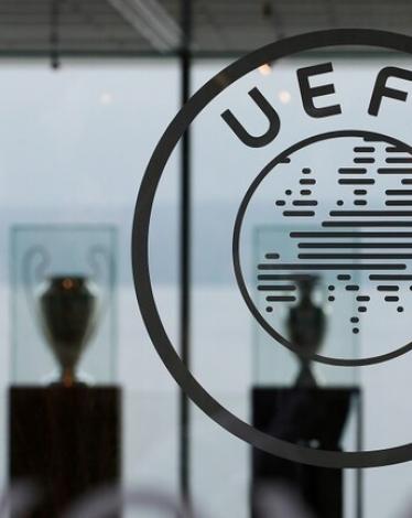 الإعلان عن الثلاثي المرشح لجائزة أفضل لاعب في أوروبا 2021