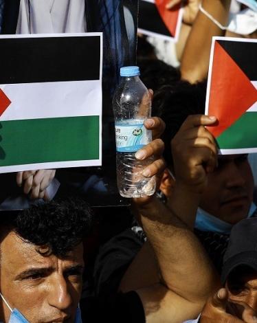 حماس تعقب على الموقف العراقي الرافض للتطبيع