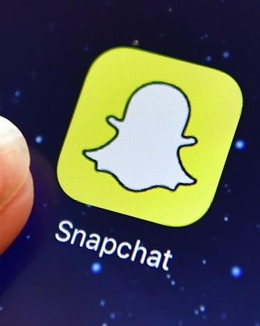 7 رجال أعمال يخسرون 26 مليار دولار بسبب "سناب شات"