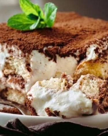 وفاة كامبيول.. صانع أشهر الحلويات في العالم