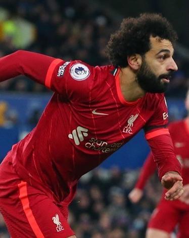 المصري صلاح يرد على اهتمام مدرب برشلونة بالتعاقد معه