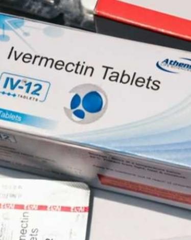 طرد طبيب استخدم "دواء غريبا" لعلاج مرضى كورونا.. ما هو؟