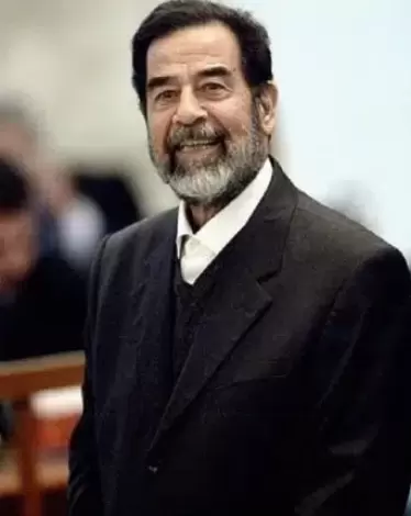 آخر مرافقي صدام حسين يكشف للمرة الأولى عن خطة إنقاذه من السجن الأمريكي