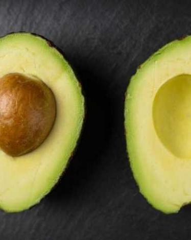 منافع "سحرية".. دراسة طبية تكشف ما تفعله الأفوكادو بالجسم
