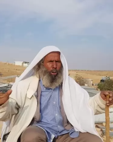 استشهاد مسن فلسطيني متأثرا بجراحه جراء دهسه في الخليل