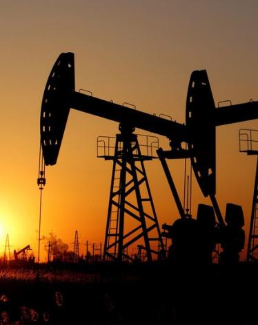 الأزمة الأوكرانية لا تزال تلقي بظلالها على أسعار النفط.jpg