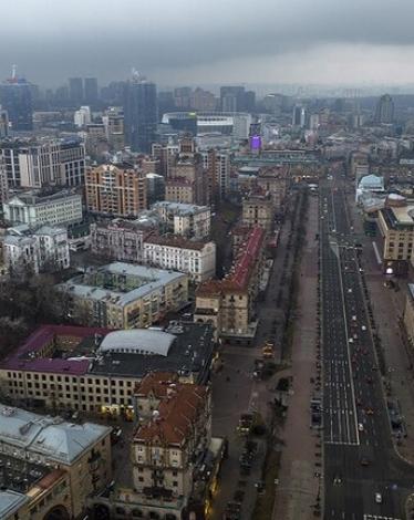 روسيا تبلغ سكان كييف بوجود ممر آمن لمغادرة المدينة