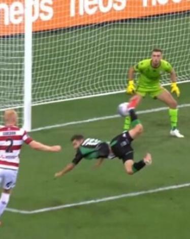 ركلة العقرب