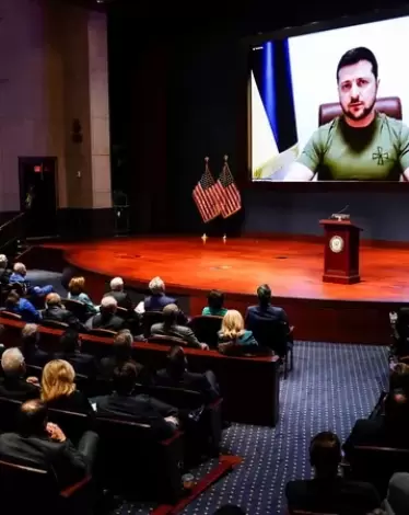 زيلينسكي يخاطب الكونغرس الأميركي.. ويعرض مطالبه