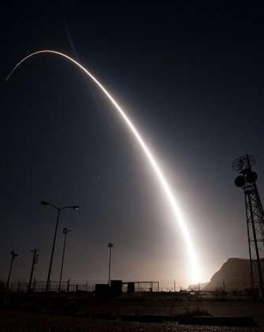 صاروخ Minuteman III العابر للقارات