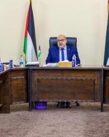 لجنة العمل الحكومي بغزة تُصدر عدة قرارات هامة.. تعرف عليها