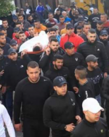 جماهير غفيرة في جنين يُشيعون جثمان الشهيد محمد زكارنة