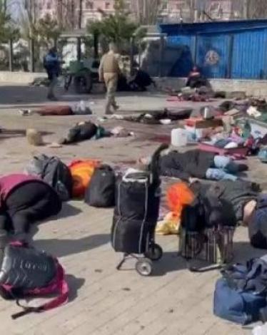 أوكرانيا: مقتل 35 شخصًا في ضربة صاروخية روسية استهدفت محطة قطار