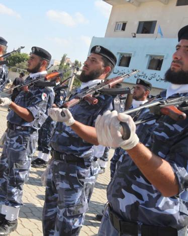 الشرطة-البحرية-غزة-شاطئ-البحر-عمل-الصيادين-حظر-التجوال.jpeg