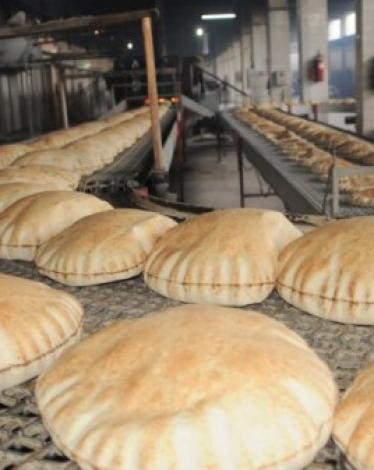 الاقتصاد بغزة توضح أسباب فرق الثمن بين المخابز ونقاط البيع
