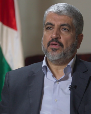 مشعل يهاتف الدكتور الشاعر للاطمئنان على صحته