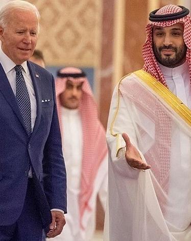 معارضون سعوديون ينددون بزيارة بايدن.. واتهامات لابن سلمان
