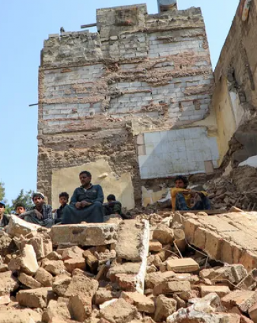 اليمن.. مقتل 13 شخصا وإصابة 27 بصواعق رعدية