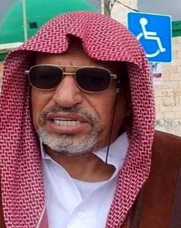 الأسير الشيخ يوسف الباز يُعلق إضرابه عن الطعام