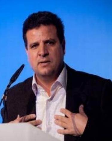 إعادة انتخاب أيمن عودة رئيساً لقائمة الجبهة الديمقراطية
