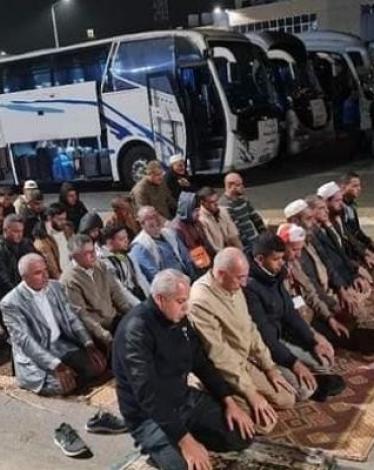 مغادرة الدفعة الأولى من معتمري قطاع غزة عبر معبر رفح لأداء مناسك العمرة