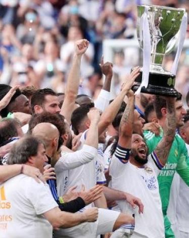 نجم ريال مدريد يعلن رسميًا اعتزاله اللعب الدولي