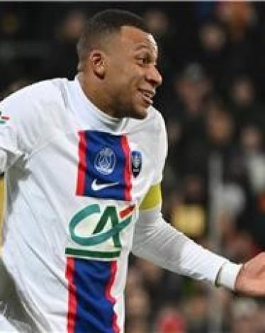 هاتف مبابي يربطه مجددا بريال مدريد