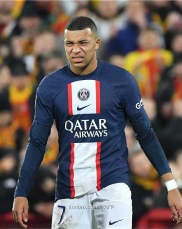 مبابي يشترط صفقتين قبل التوقيع لريال مدريد