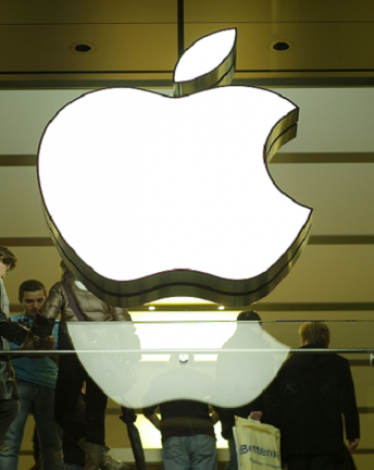 هل يكون جهاز "آيفون" التالي قابلا للطي؟!