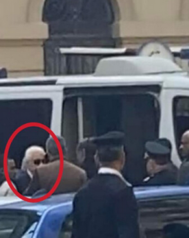 مصر.. لحظة ترحيل مرتضى منصور إلى السجن لتنفيذ فترة عقوبته