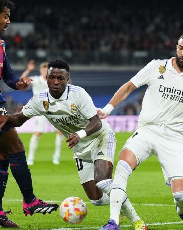 ريال مدريد يعلن عن تحرك عاجل بعد اتهام برشلونة بالفساد