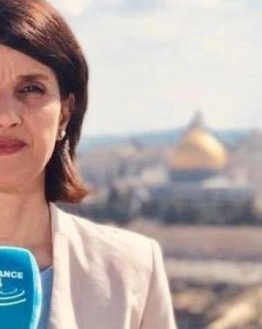 الإعلام الحكومي بغزة يستنكر وقف "فرانس 24" عمل الزميلة ليلى عودة
