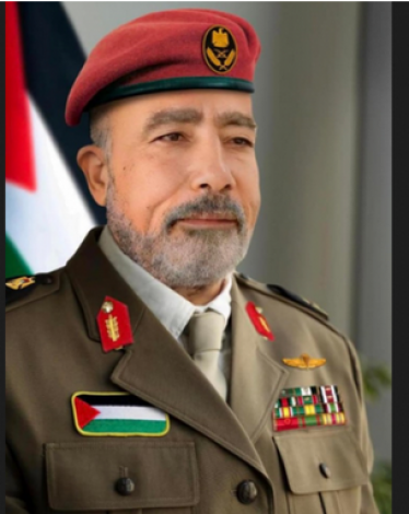 حماس تُهنئ المحرر فؤاد الشوبكي بحريته