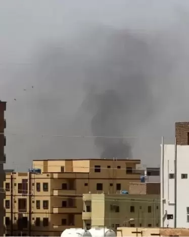 لحظه انقطاع البث عن التلفزيون السوداني بعد قصف غرفة التحكم