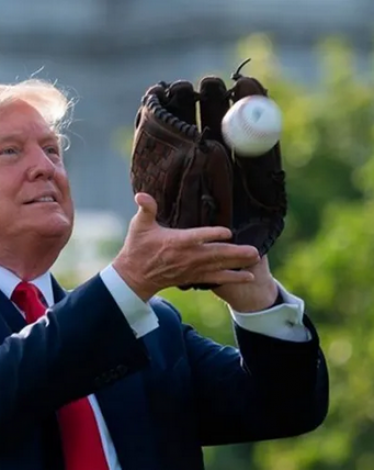 ترامب يكشف لأول مرة مصادر دخله بعد مغادرة البيت الأبيض.. كم جنى؟